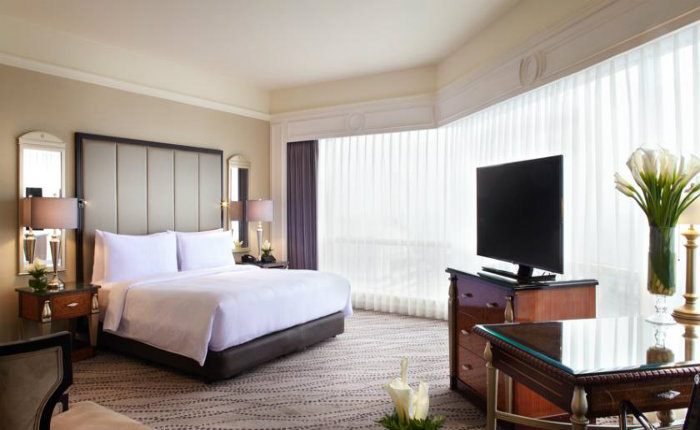 jw-marriott-hotel-surabaya-double-bed - Discover Your Indonesia